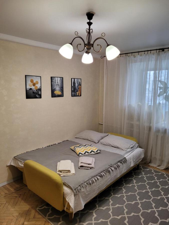 Sunflower Apartment Near Kiev Airport & Railway Station & Center City! المظهر الخارجي الصورة